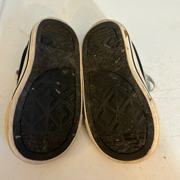 🛍️3/$30  Converse‎ all star low top black chuck Taylor’s in size 6 toddler - Picture 9 of 9